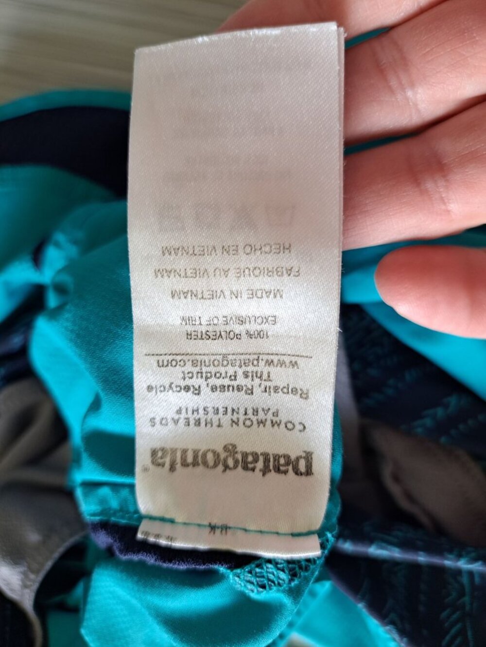Patagonia Womens Strider Running Shorts Size XS 3" Blue Teal Patterned Waistband - Picture 9 of 14